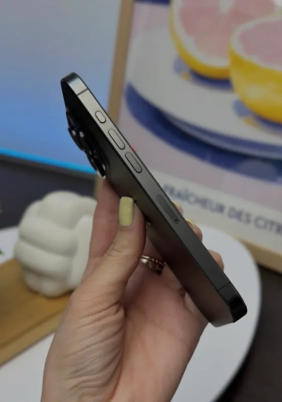 iPhone 15 Pro 128Gb Black Akk: 87% Radnoy — фото 3