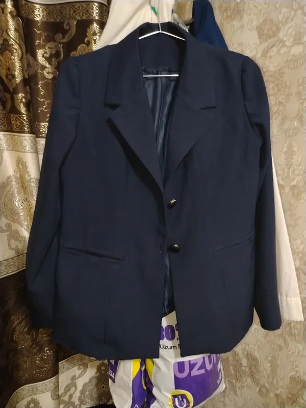 kostyum va jaket