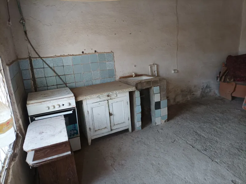 Qorovulbozor shaxardan uy sotiladi 8 sotixli — фото 2