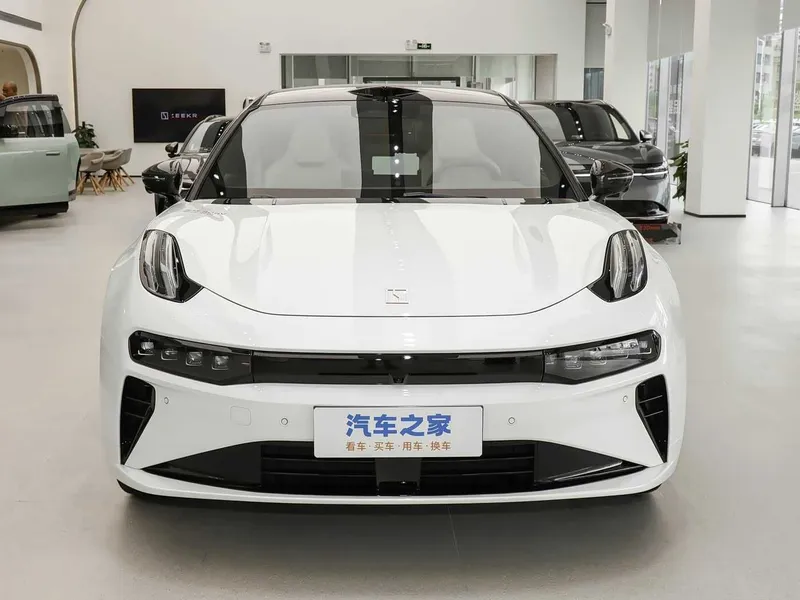 Zeekr 001 me 4wd 100kwh Naqd va Halol nasiya — фото 1
