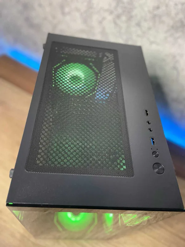Кейс игравой Аквариум RGB — фото 4 Кейс игравой Аквариум RGB — фото 4