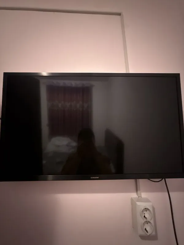 Samsung 32 yaxshi saqlangan 2