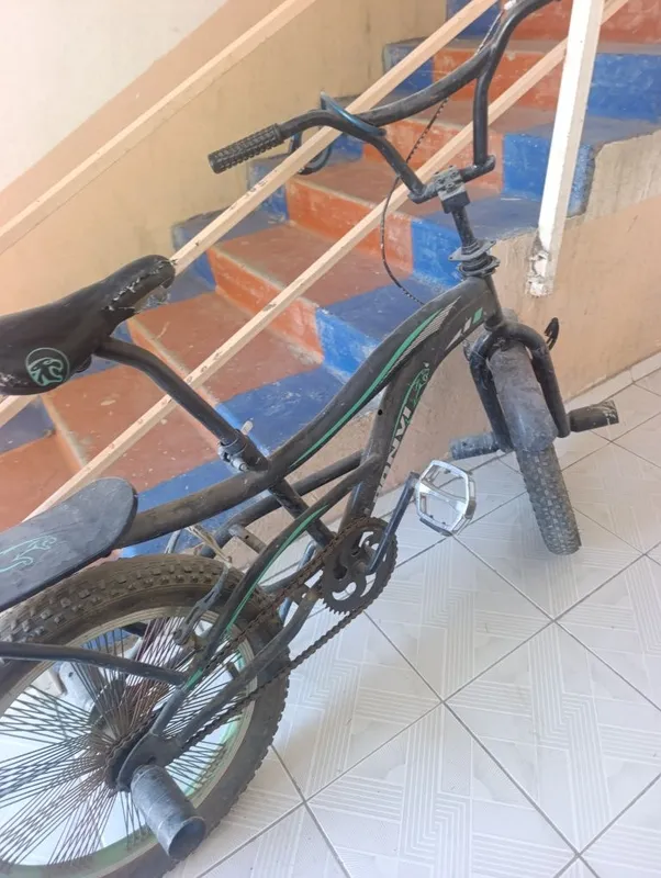 Velosiped. Nuqsoni yuq yuradi. 1 yil ishlatildi. Mustaxkam. 3 Velosiped. Nuqsoni yuq yuradi. 1 yil ishlatildi. Mustaxkam. 3