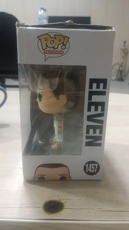 Продается фигурка funko pop оди 3