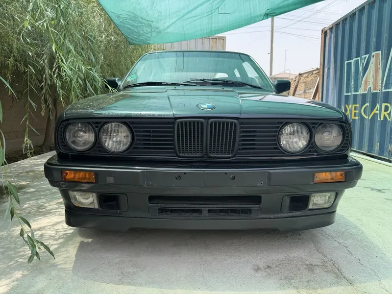 Bmw e 30 324 i dizil stok Bmw e 30 324 i dizil stok