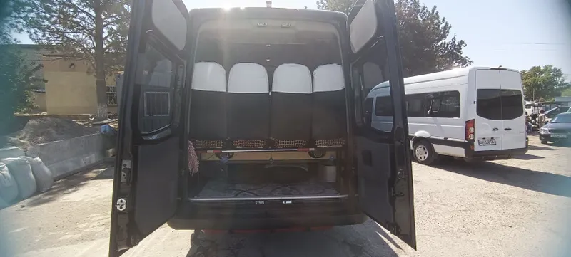 Uzbekistan bo'ylab sayohat