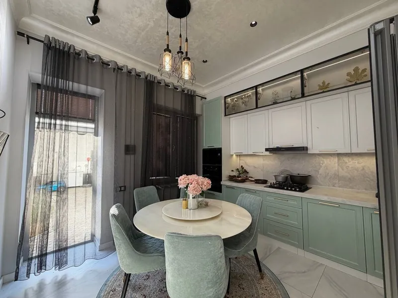 5 xonali kvartira, 160 m2, Yunusobod 6 5 xonali kvartira, 160 m2, Yunusobod 6