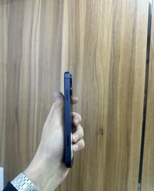 iPhone 11 128 ГБ без коробки 2 iPhone 11 128 ГБ без коробки 2