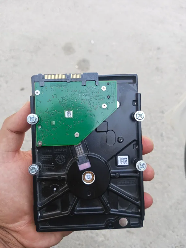 Жёсткий диск HDD 2 TB 2 Жёсткий диск HDD 2 TB 2