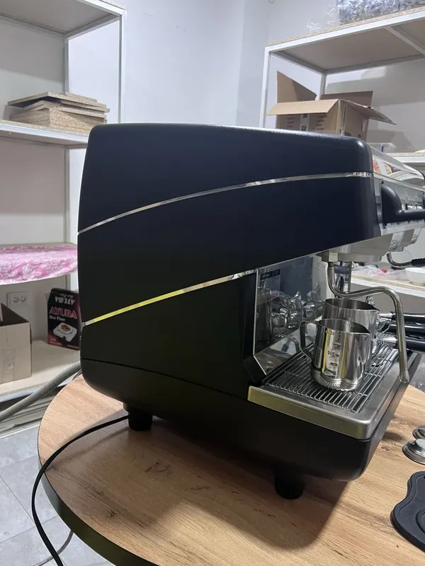 Кофемашинка Simonelli Nuava Appia II б/у + кофемолка в комплекте — фото 2