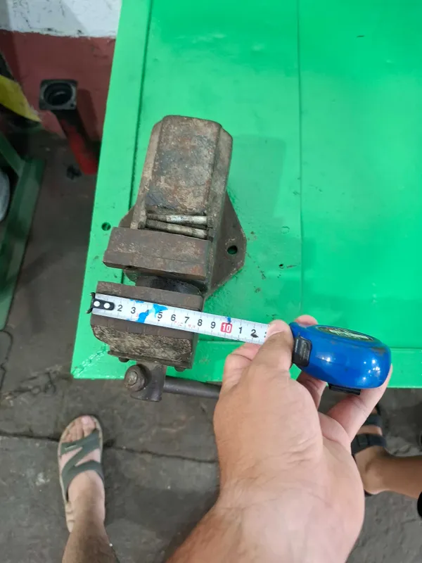 Avto servis uchun press va verstak 7