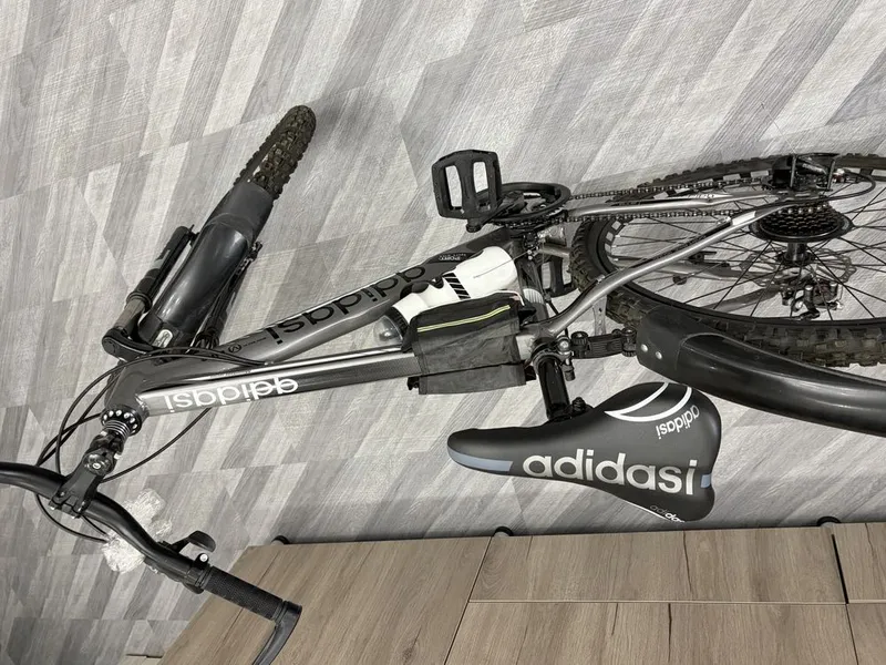 Велосипед adidasi 4