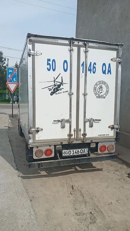 Kia bongo 1.2 xaladilnik 133 matori gaz 2 Kia bongo 1.2 xaladilnik 133 matori gaz 2