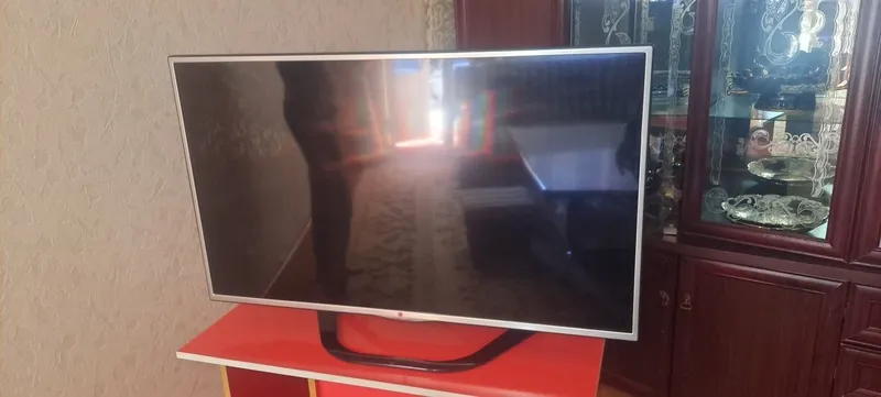 Телвизор LG orginal !