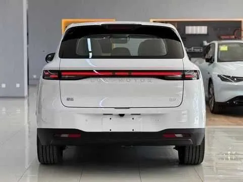 Leapmotor B10 comfort 510km 2026yil 0probeg 2 Leapmotor B10 comfort 510km 2026yil 0probeg 2