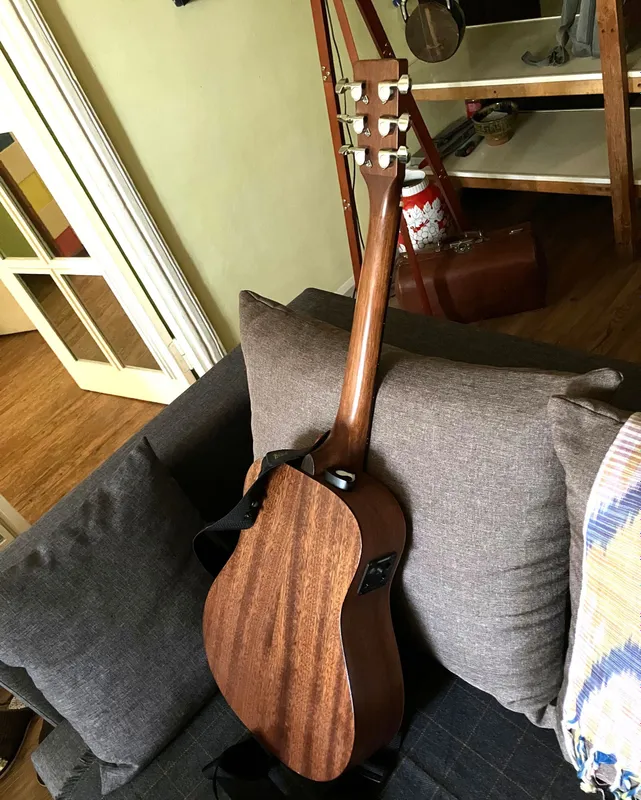 Sigma pikapli akustik gitarasi (Sigma TM12E) 2 Sigma pikapli akustik gitarasi (Sigma TM12E) 2
