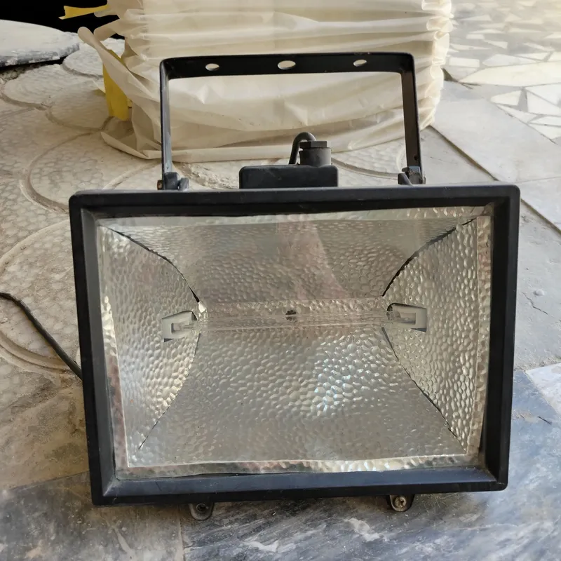 proyektor 1