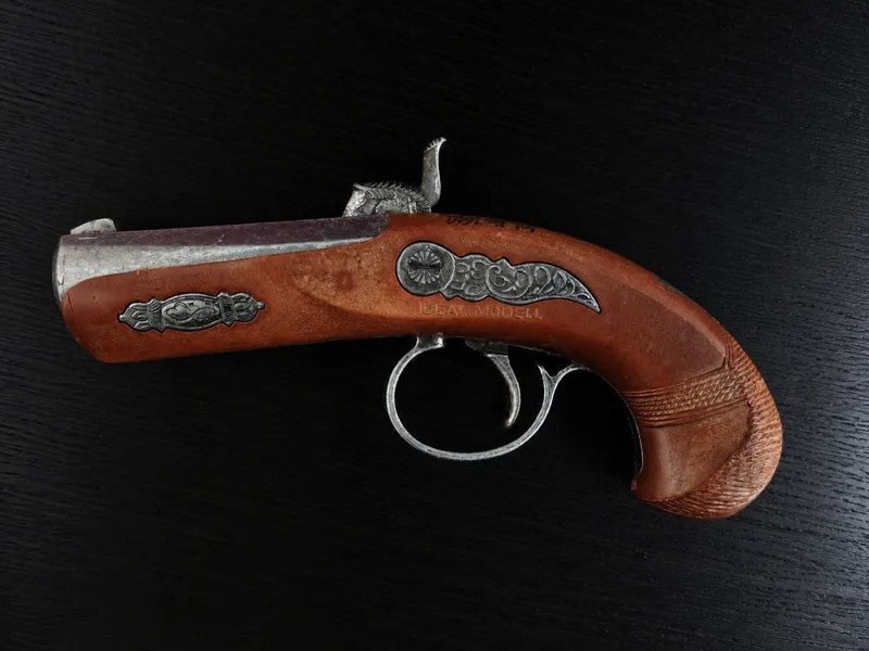 Designer Pinaler No: 1610 — сувенирный пистолет 2