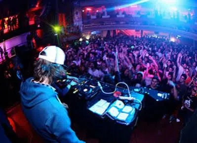 DJ + Ведущий + Аппаратура на выезд 3