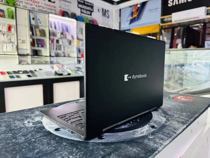 X360 Dynabook Core i5-11gen 8/256GB 3 X360 Dynabook Core i5-11gen 8/256GB 3