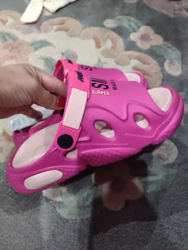 crocs 2 crocs 2