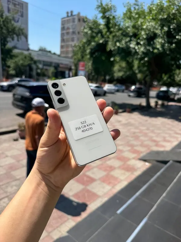 Samsung S22. . — фото 1