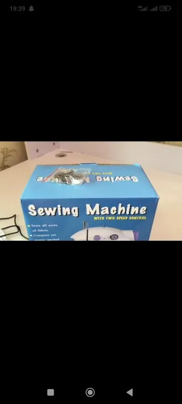Portativ tikuv mashinasi, pedal bilan Mini Sewing Machine SM202 Mini — фото 1