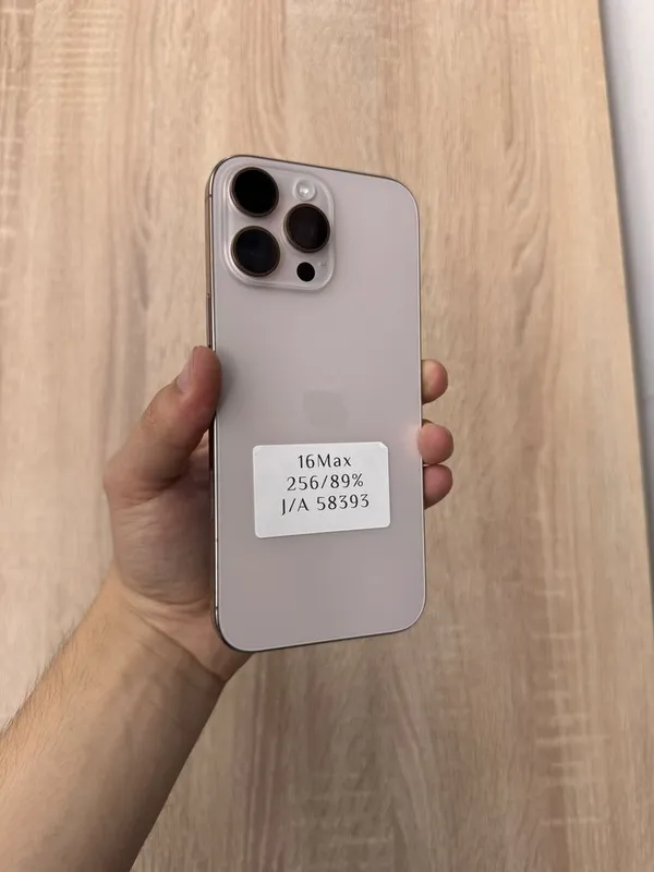 Iphone 16 Pro Max 3