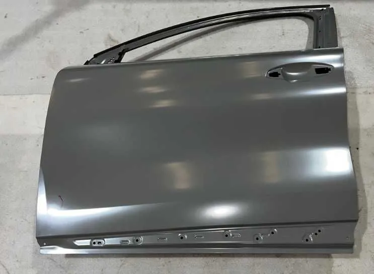 BYD YUAN PLUS Левая передняя дверь original В наличии BYD YUAN PLUS Левая передняя дверь original В наличии