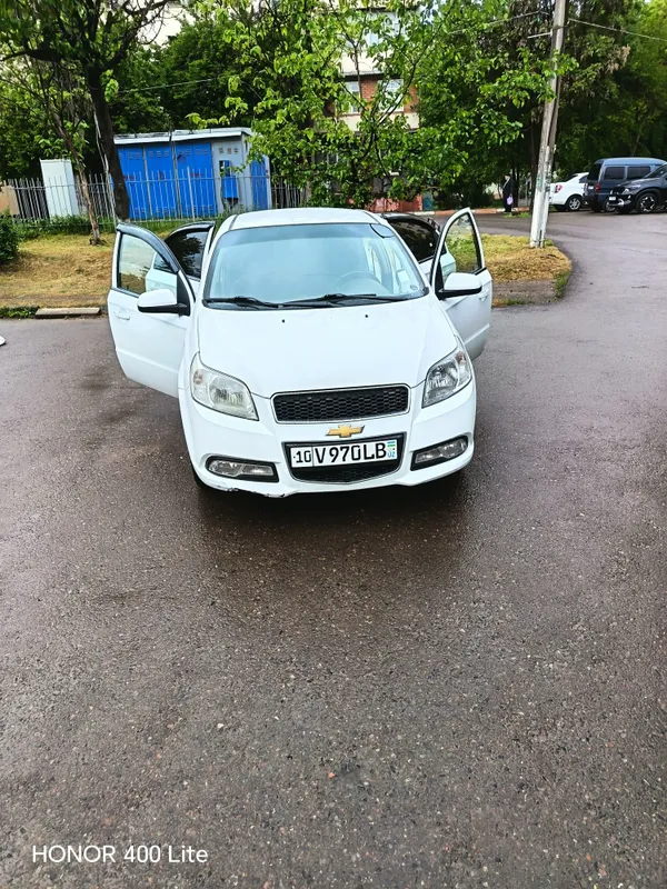 Taksi xizmati nexia 3 perego