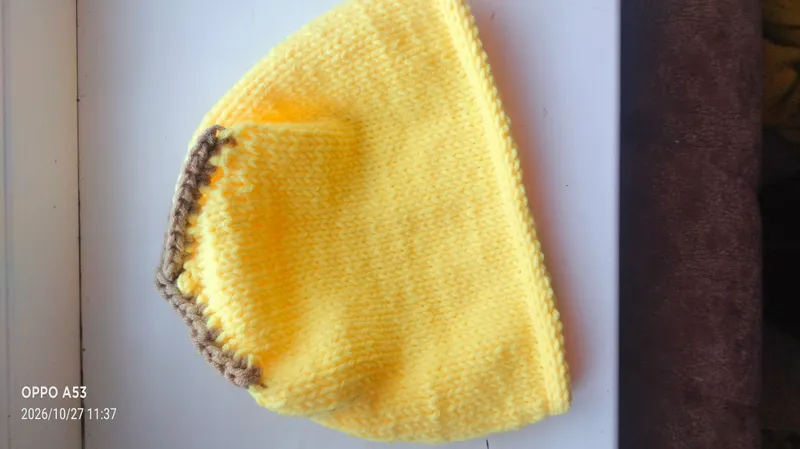 Вязаный детский головной убор 2