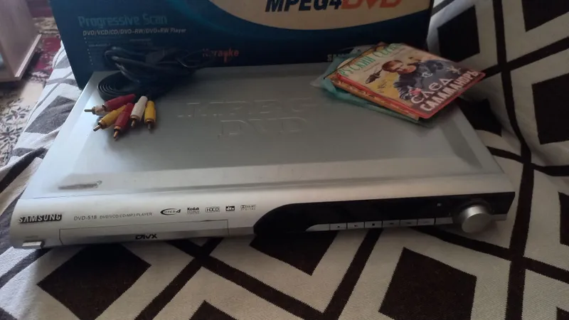 Samsung dvd-mpeg4 2 Samsung dvd-mpeg4 2
