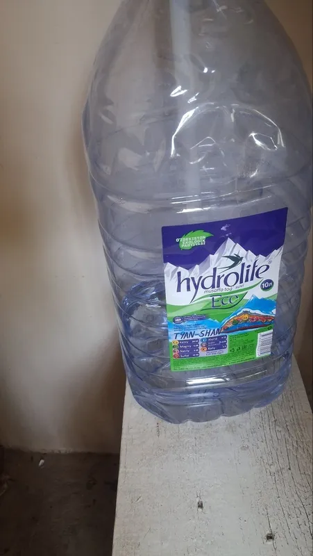 10 L Baklashkalar sotiladi