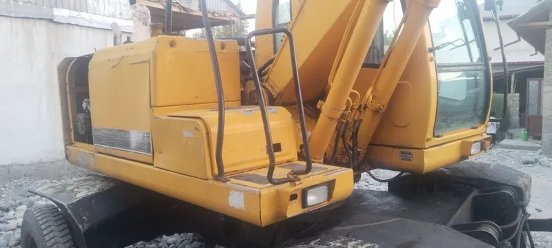 Ekskavator HYUNDAI 1400 4 Ekskavator HYUNDAI 1400 4