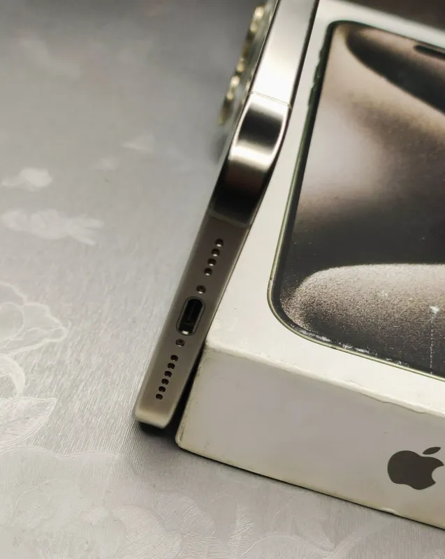 iPhone 15 Pro Max — фото 4