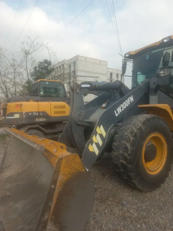 Pogruzchik 1.8 ekskavator xizmatlari. — фото 1