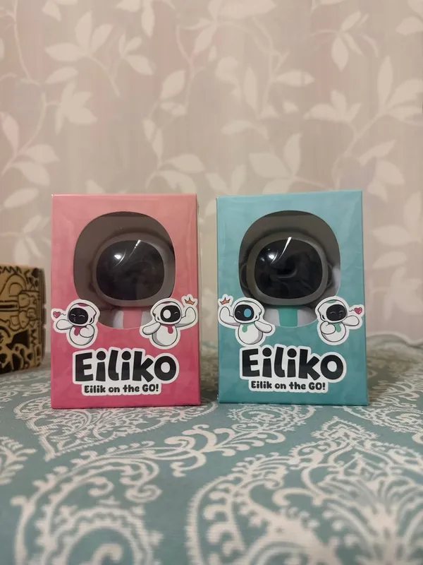 Eiliko suniy intelekti bor bolgan interaktiv robot