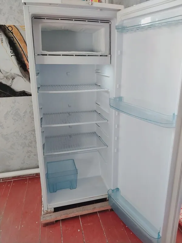 Muzlatkich va gaz plita ikkalasi — фото 1