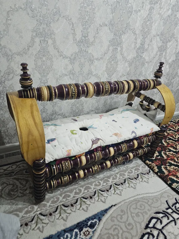 Beshik sotiladi holati yangi 1