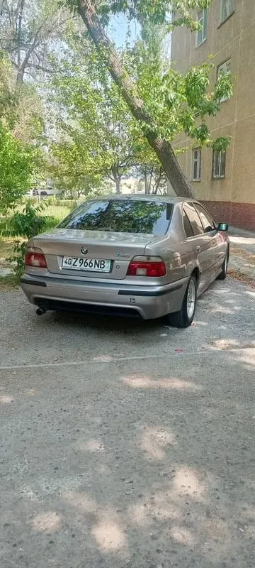 BMW e39 хакикий Монстр