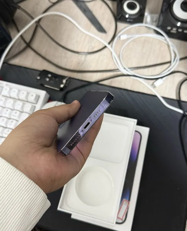 Iphone 14 pro max 6