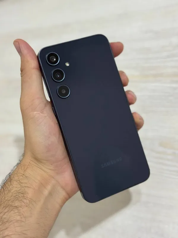 Samsung Galaxy A35 Samsung Galaxy A35