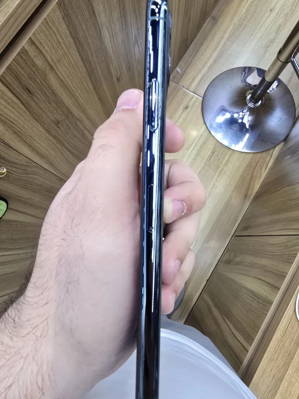 iPhone 11 pro max 64 gb 2