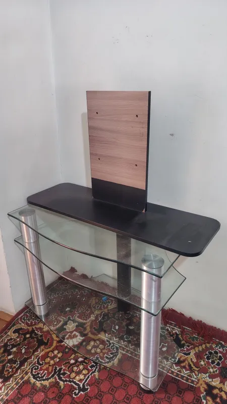 Стеклянная подставка