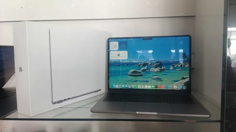 Acer Vero 15.6 FHD i5-1335U 8/256gb (yangidek)