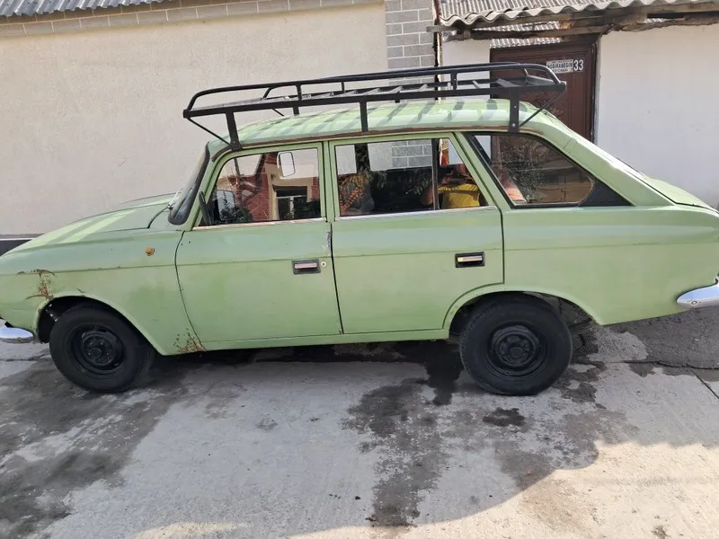 Комби маскувич 1990 йил