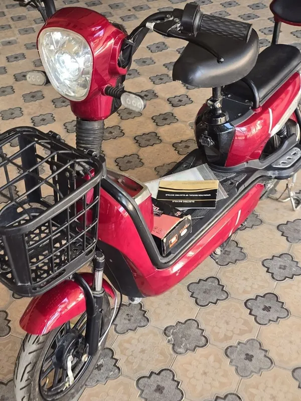 Skutr yengide turpti
