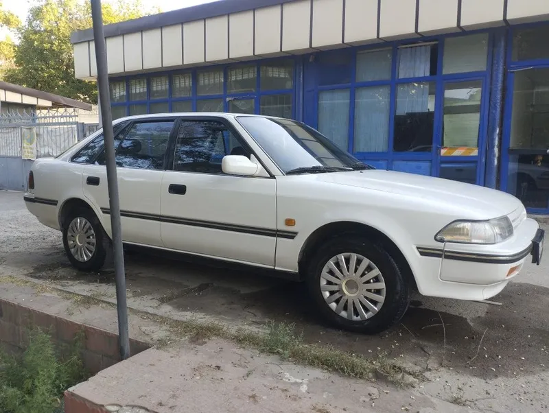 Таета Карина 92г хэтчбэк — фото 2
