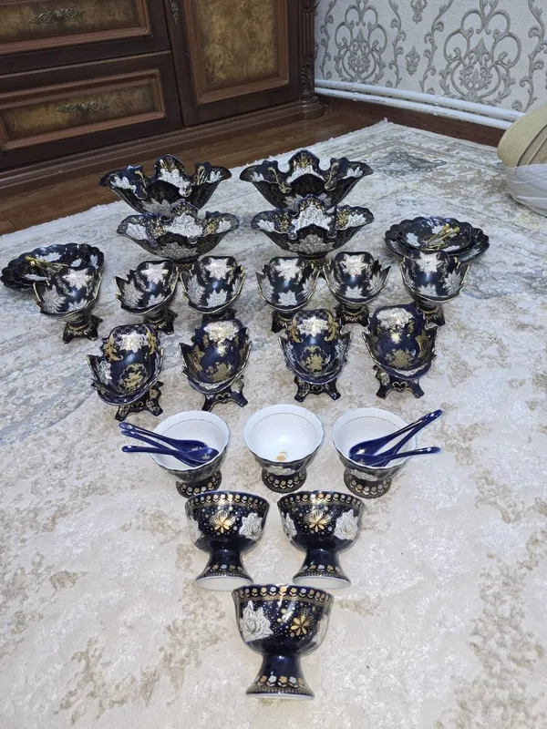 Продаётся посуда, Мадонна 1 Продаётся посуда, Мадонна 1