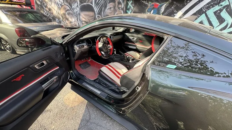 Ford Mustang EcoBoost 2.3 turbo 2021г 40.000миль — фото 4